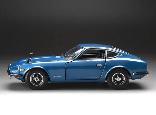 Datsun Datsun Fairlady Z (S30) 1970 - 1:18 - Sun Star Datsun Datsun Fairlady Z (S30) 1970 - 1:18 - Sun Star