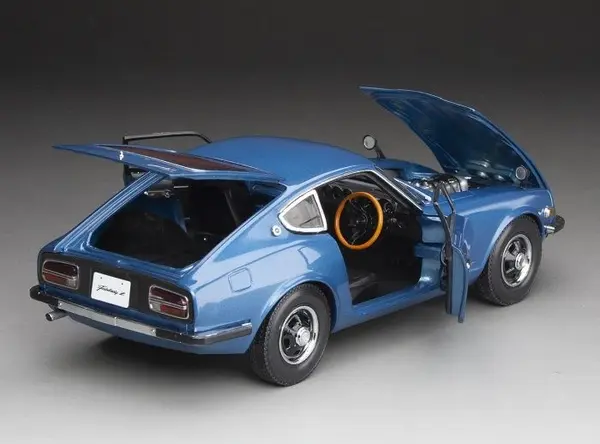 Datsun Datsun Fairlady Z (S30) 1970 - 1:18 - Sun Star Datsun Datsun Fairlady Z (S30) 1970 - 1:18 - Sun Star