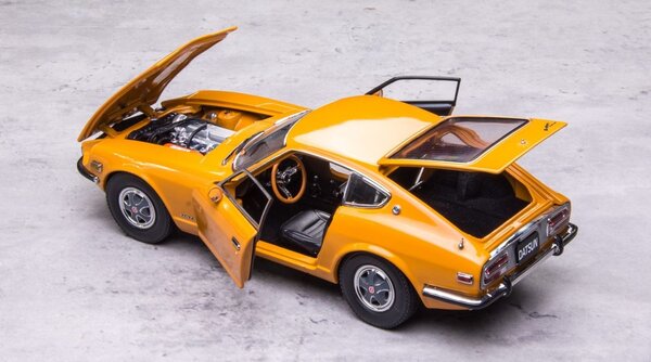 Datsun Datsun 240Z 1972 - 1:18 - Sun Star