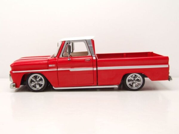 Chevrolet Chevrolet C10 Stepside Pick Up 'Lowrider' 1965 - 1:18 - Sun Star