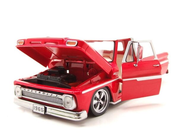 Chevrolet Chevrolet C10 Stepside Pick Up 'Lowrider' 1965 - 1:18 - Sun Star