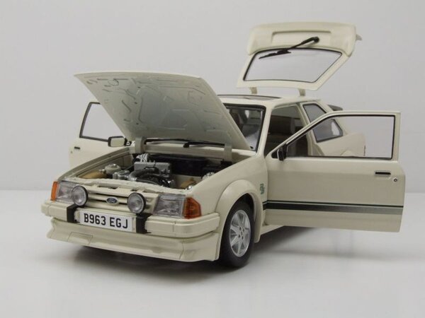 Ford Ford Escort RS Turbo 1984 - 1:18 - Sun Star