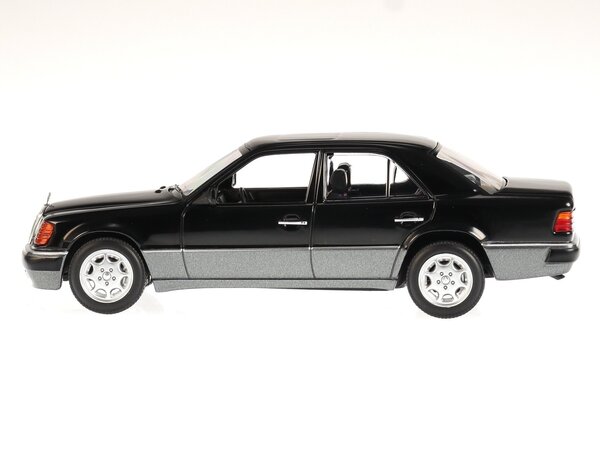 Mercedes-Benz Mercedes-Benz 500E V8 1991 - 1:43 - MaXichamps Mercedes-Benz Mercedes-Benz 500E V8 1991 - 1:43 - MaXichamps