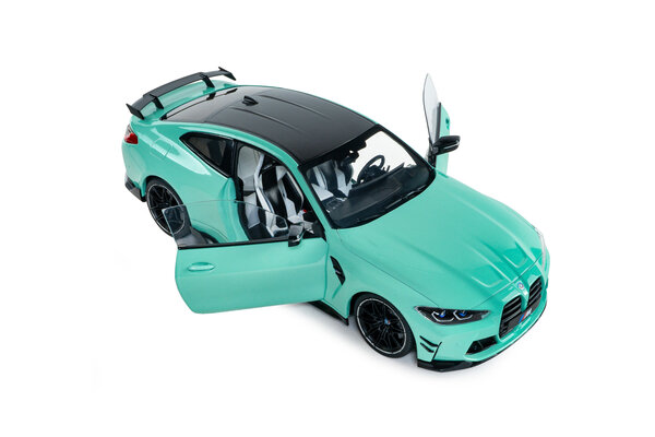 BMW BMW M4 Competition Performance Parts 2024 - 1:18 - Solido