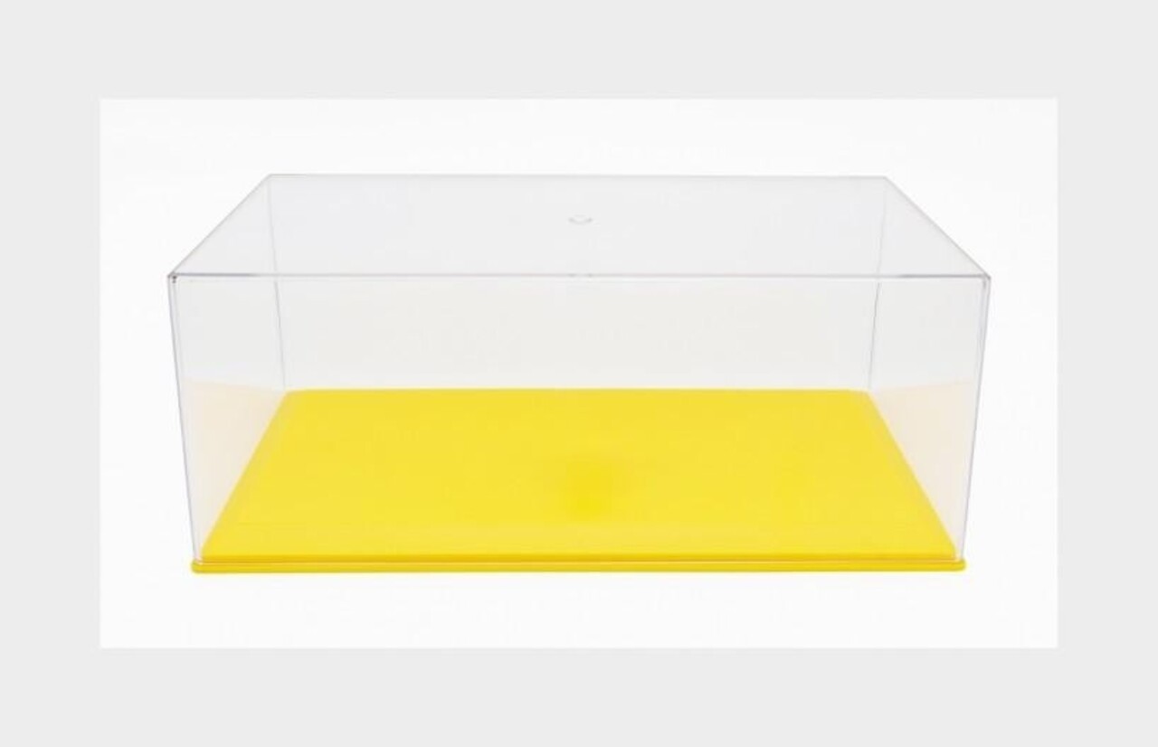 Plastic Display Case - 1:18 - Yellow Plastic Display Case - 1:18 - Yellow
