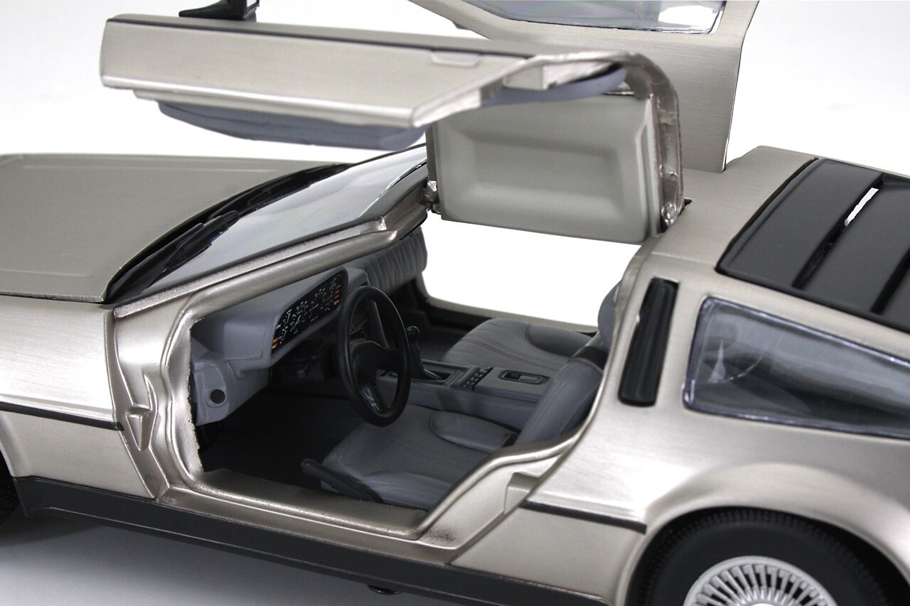 DeLorean DeLorean DMC 12 Coupe 1981 - 1:18 - Sun Star
