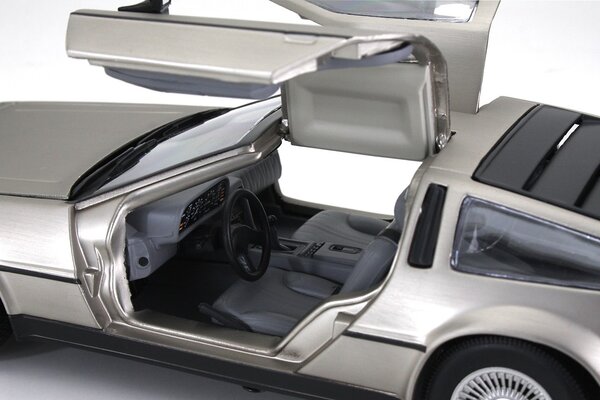 DeLorean DeLorean DMC 12 Coupe 1981 - 1:18 - Sun Star