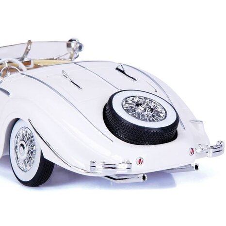 Mercedes-Benz Mercedes-Benz 500 K Typ Specialroadster 1936 - 1:18 - Maisto Mercedes-Benz Mercedes-Benz 500 K Typ Specialroadster 1936 - 1:18 - Maisto