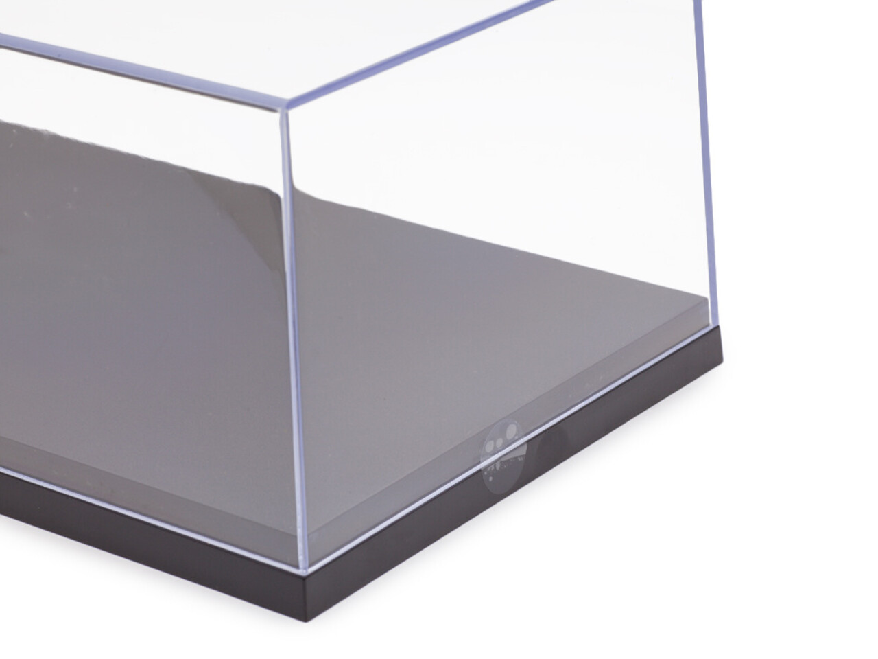 Display Case Type III - 1:18 - Ebbro Display Case Type III - 1:18 - Ebbro