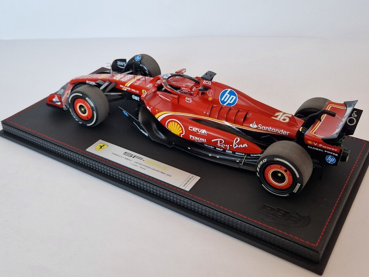 Formule 1 Ferrari F1 SF-24 #16 Team Scuderia Ferrari Winner GP Monza Italy 2024 C.Leclerc + Showcase - 1:18 - BBR Formule 1 Ferrari F1 SF-24 #16 Team Scuderia Ferrari Winner GP Monza Italy 2024 C.Leclerc + Showcase - 1:18 - BBR