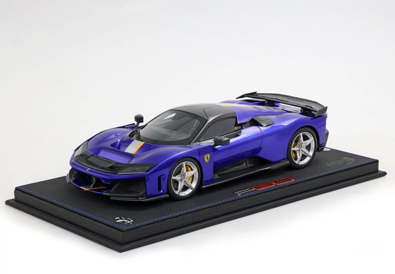 Ferrari Ferrari F80 2024 Silver Rims + Showcase - 1:18 - BBR Ferrari Ferrari F80 2024 Silver Rims + Showcase - 1:18 - BBR