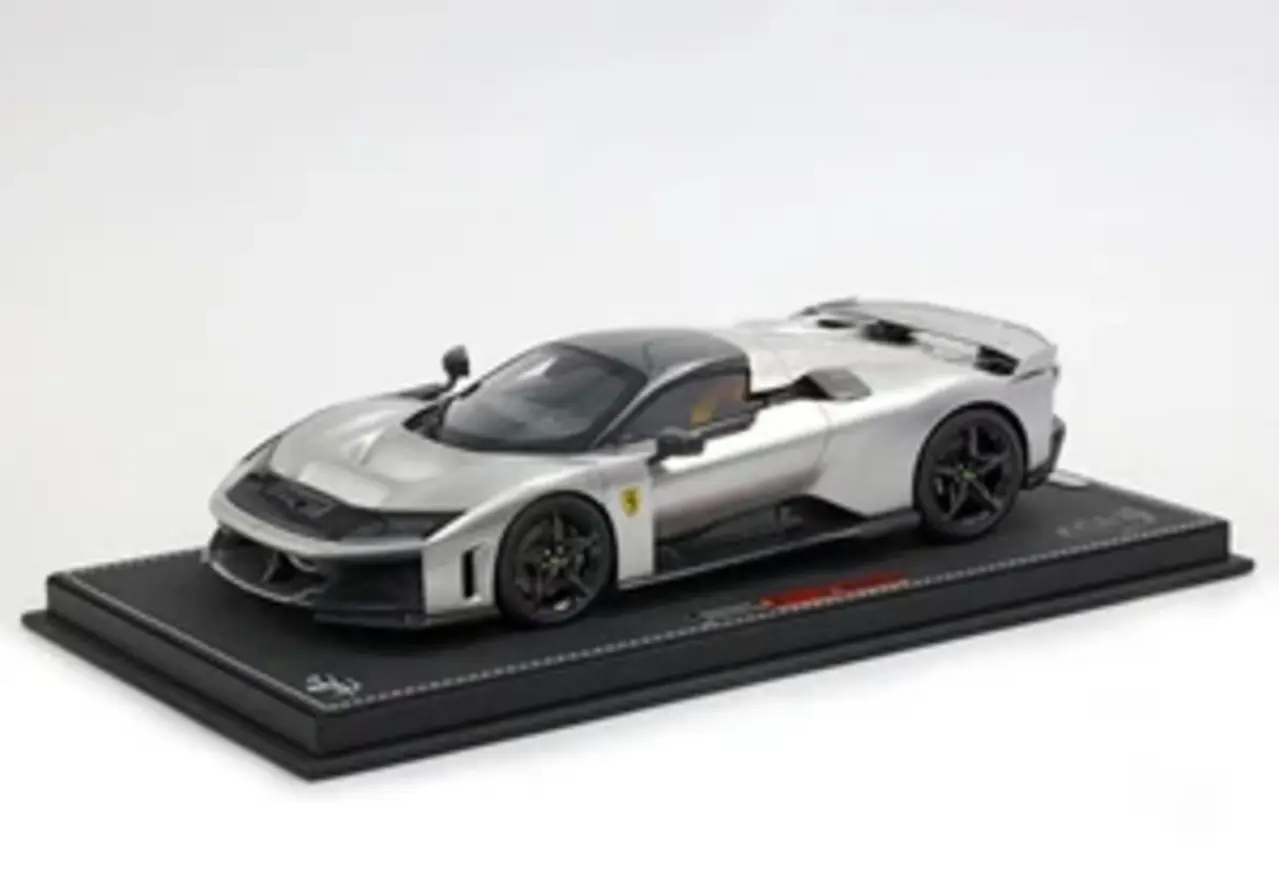 Ferrari Ferrari F80 2024 Carbon Rims + Showcase - 1:18 - BBR Ferrari Ferrari F80 2024 Carbon Rims + Showcase - 1:18 - BBR