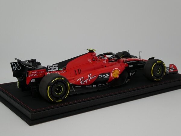 Formule 1 Ferrari F1 SF-23 #55 Team Scuderia GP Spa Belgium 2023 C.Sainz + Showcase - 1:18 - BBR Formule 1 Ferrari F1 SF-23 #55 Team Scuderia GP Spa Belgium 2023 C.Sainz + Showcase - 1:18 - BBR