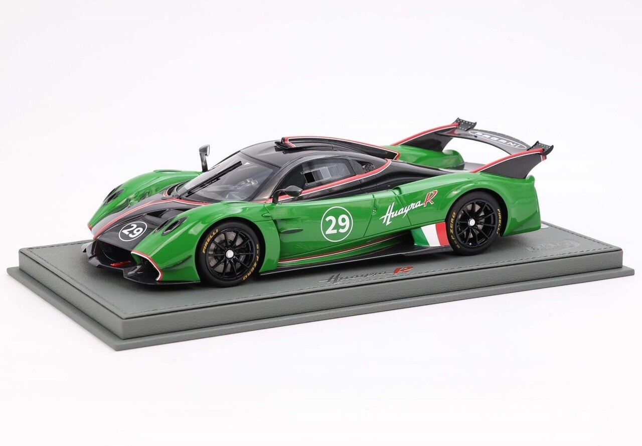 Pagani Pagani Huayra R #29 Racing 2021 + Showcase - 1:18 - BBR Pagani Pagani Huayra R #29 Racing 2021 + Showcase - 1:18 - BBR
