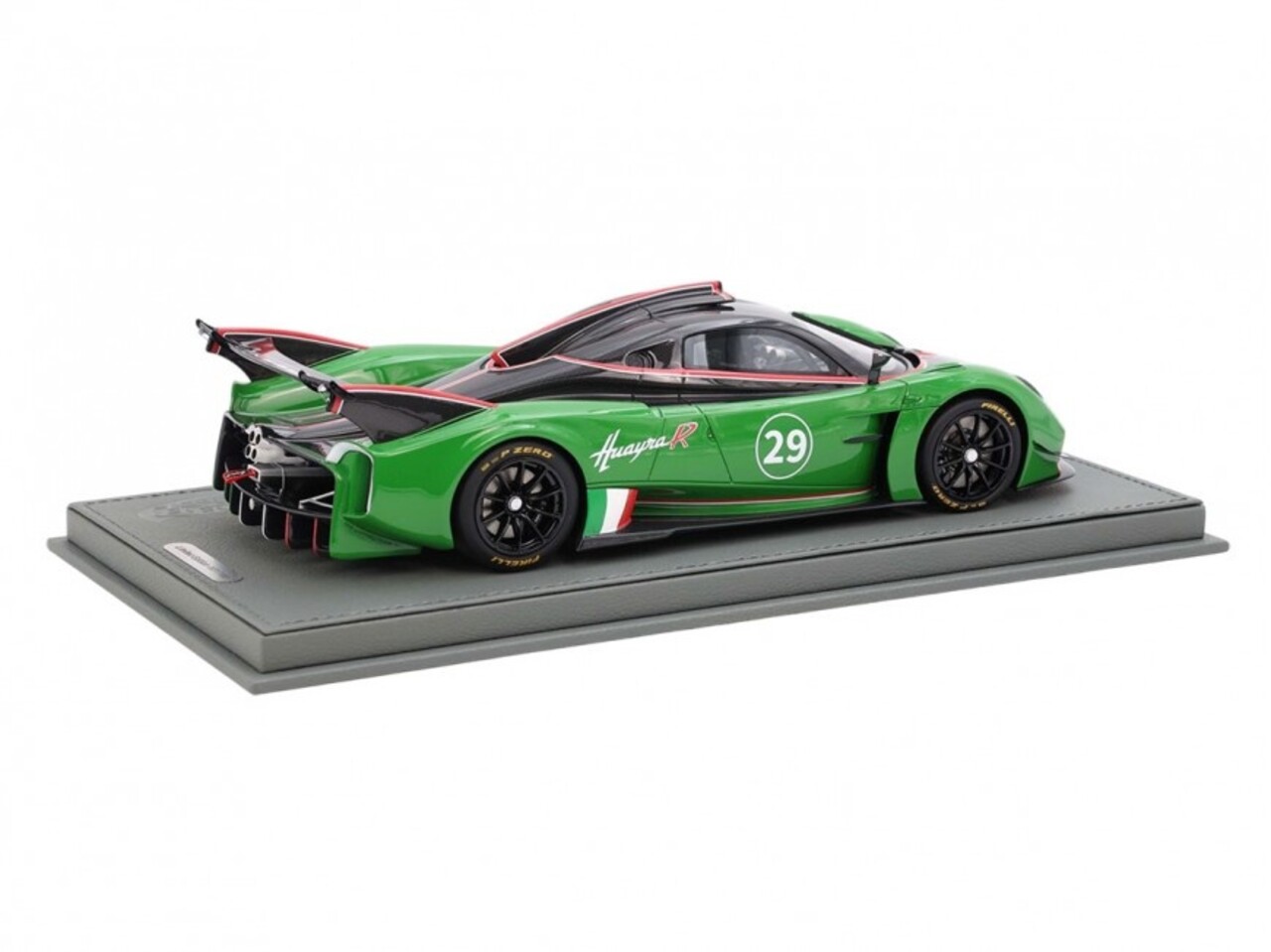 Pagani Pagani Huayra R #29 Racing 2021 + Showcase - 1:18 - BBR Pagani Pagani Huayra R #29 Racing 2021 + Showcase - 1:18 - BBR