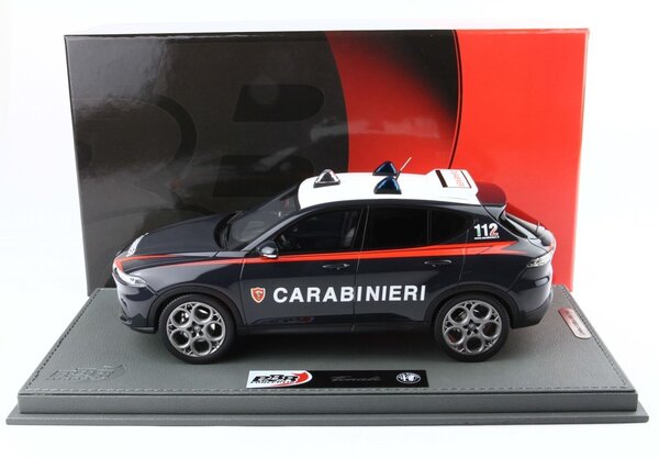 Alfa Romeo Alfa Romeo Tonale Veloce Plug-in-Hybrid 2023 'Carabinieri' + Showcase - 1:18 - BBR Alfa Romeo Alfa Romeo Tonale Veloce Plug-in-Hybrid 2023 'Carabinieri' + Showcase - 1:18 - BBR