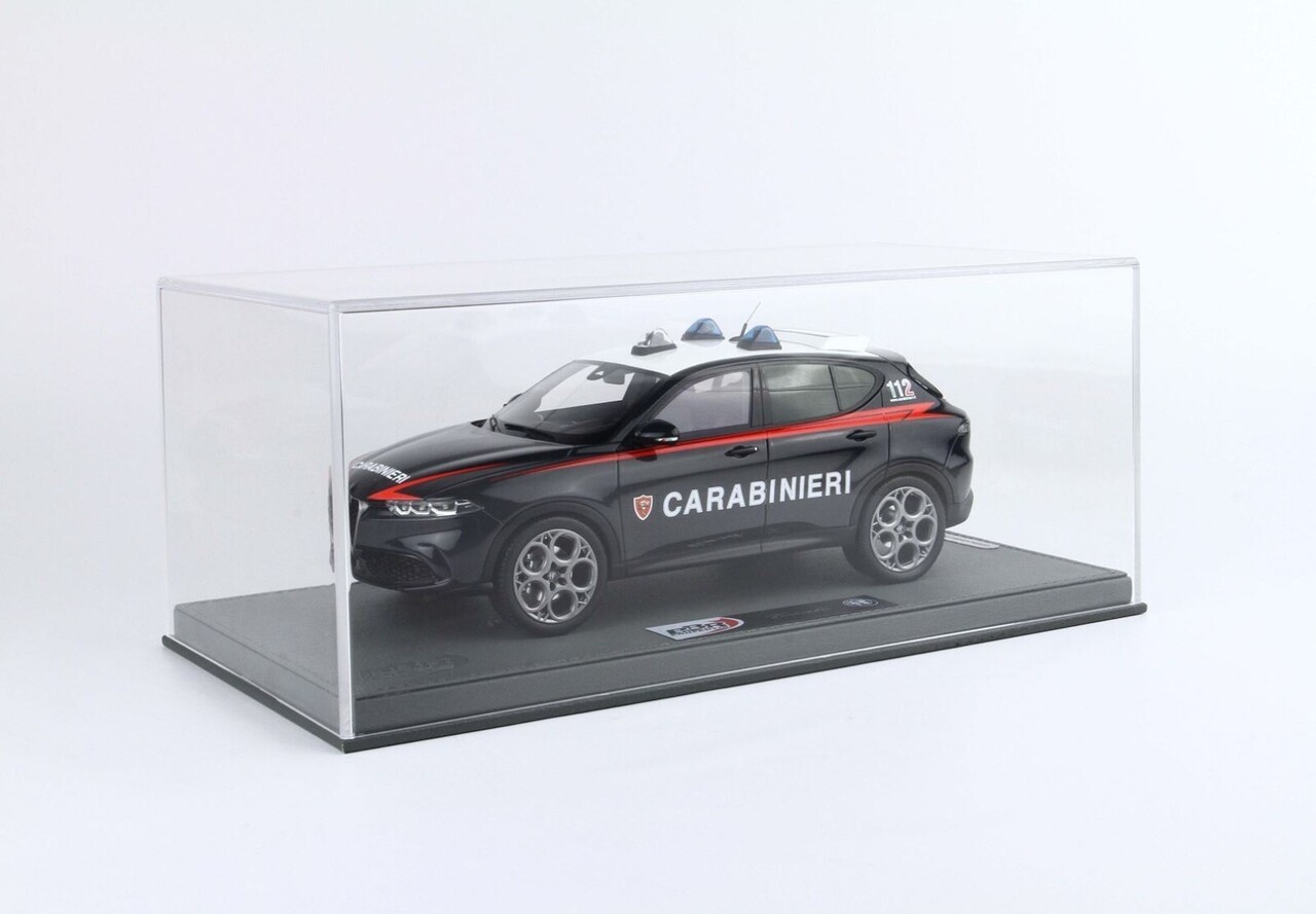 Alfa Romeo Alfa Romeo Tonale Veloce Plug-in-Hybrid 2023 'Carabinieri' + Showcase - 1:18 - BBR Alfa Romeo Alfa Romeo Tonale Veloce Plug-in-Hybrid 2023 'Carabinieri' + Showcase - 1:18 - BBR