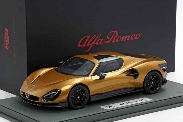 Alfa Romeo Alfa Romeo 33 Stradale 2025 + Showcase - 1:18 - BBR Alfa Romeo Alfa Romeo 33 Stradale 2025 + Showcase - 1:18 - BBR