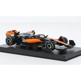 Formule 1 McLaren F1 MCL60 #4 Team McLaren British GP 2023 (L. Norris) + Pilot + Showcase - 1:43 - Bburago Formule 1 McLaren F1 MCL60 #4 Team McLaren British GP 2023 (L. Norris) + Pilot + Showcase - 1:43 - Bburago