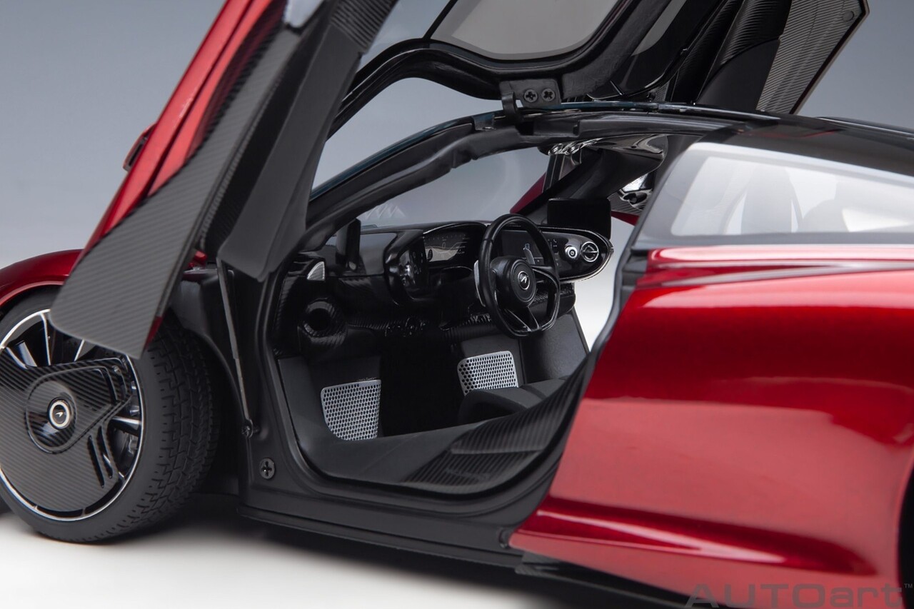 McLaren McLaren Speedtail - 1:18 - AUTOart McLaren McLaren Speedtail - 1:18 - AUTOart