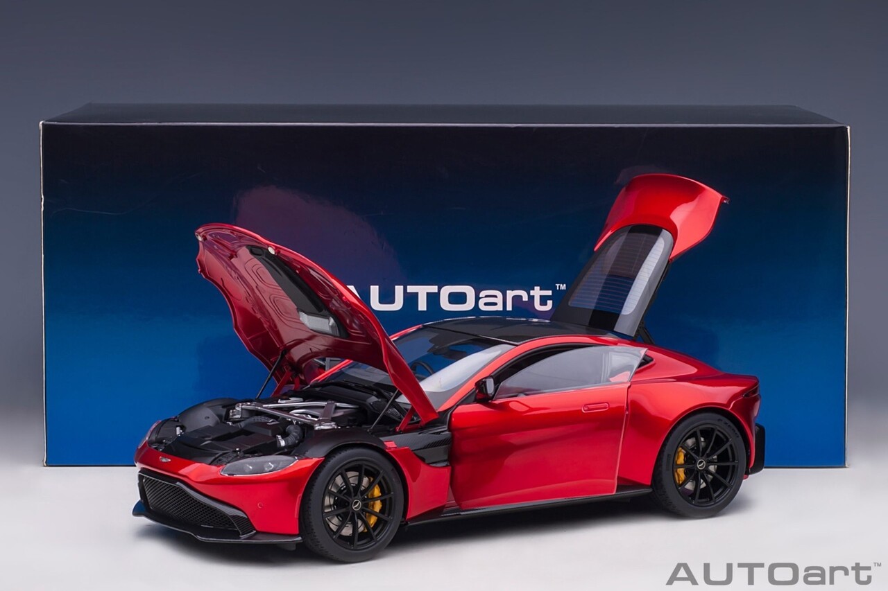 Aston Martin Aston Martin Vantage 2019 - 1:18 - AUTOart Aston Martin Aston Martin Vantage 2019 - 1:18 - AUTOart