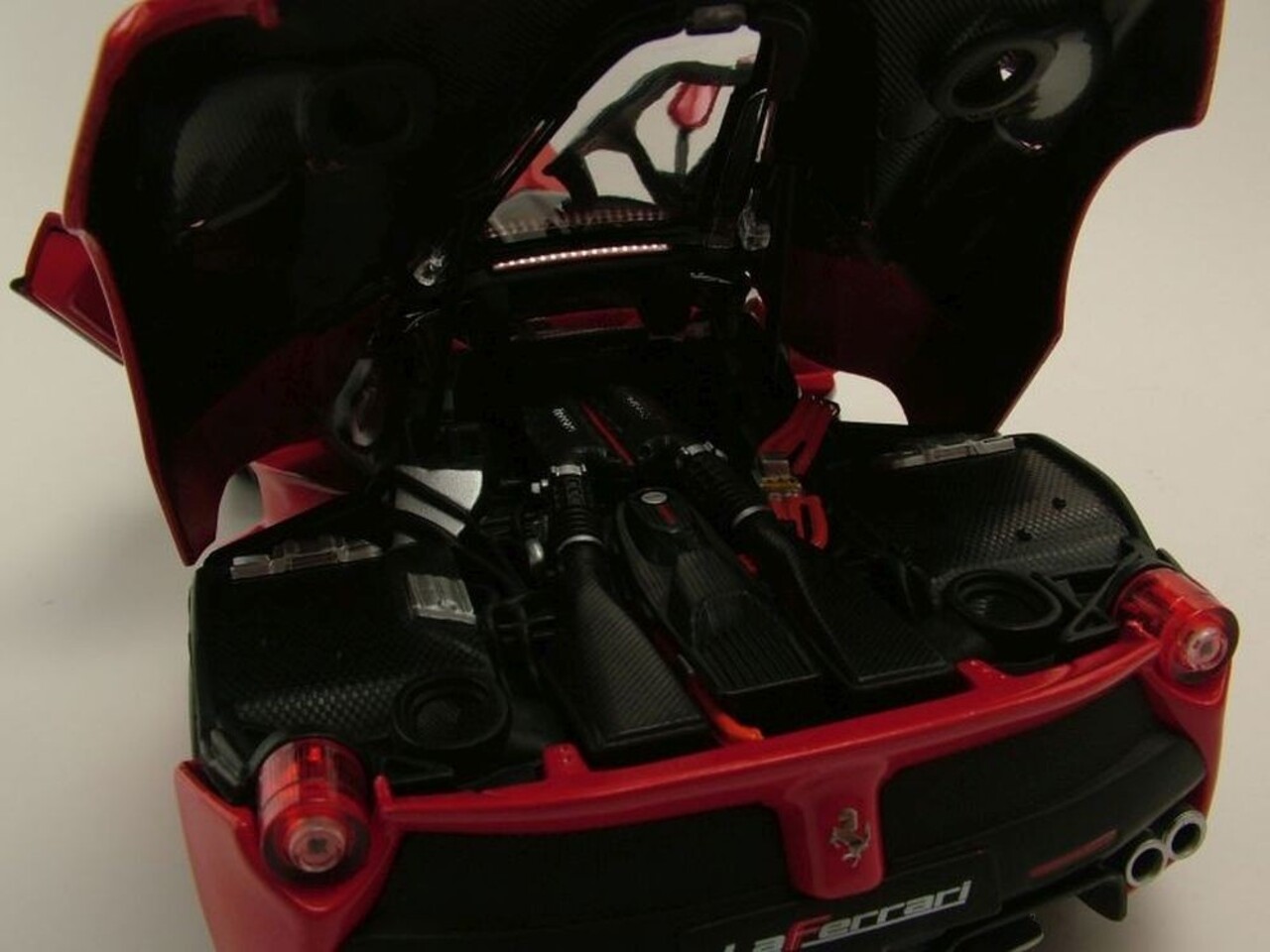 Ferrari Ferrari LaFerrari - 1:18 - Bburago (Signature Series)