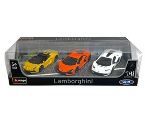 Lamborghini Lamborghini SET 3x: Revuelto Hybrid 2023 + Aventador Roadster 2018 + Countach LPi 800-4 2021 - 1:43 - Bburago Lamborghini Lamborghini SET 3x: Revuelto Hybrid 2023 + Aventador Roadster 2018 + Countach LPi 800-4 2021 - 1:43 - Bburago