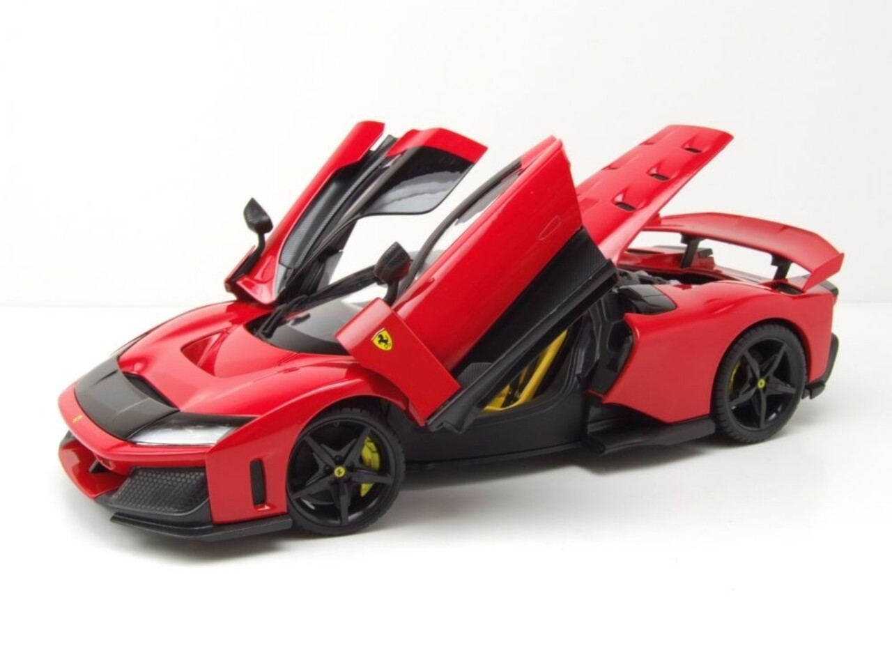 Ferrari Ferrari F80 2024 (Black Wheels) - 1:18 - Bburago Ferrari Ferrari F80 2024 (Black Wheels) - 1:18 - Bburago