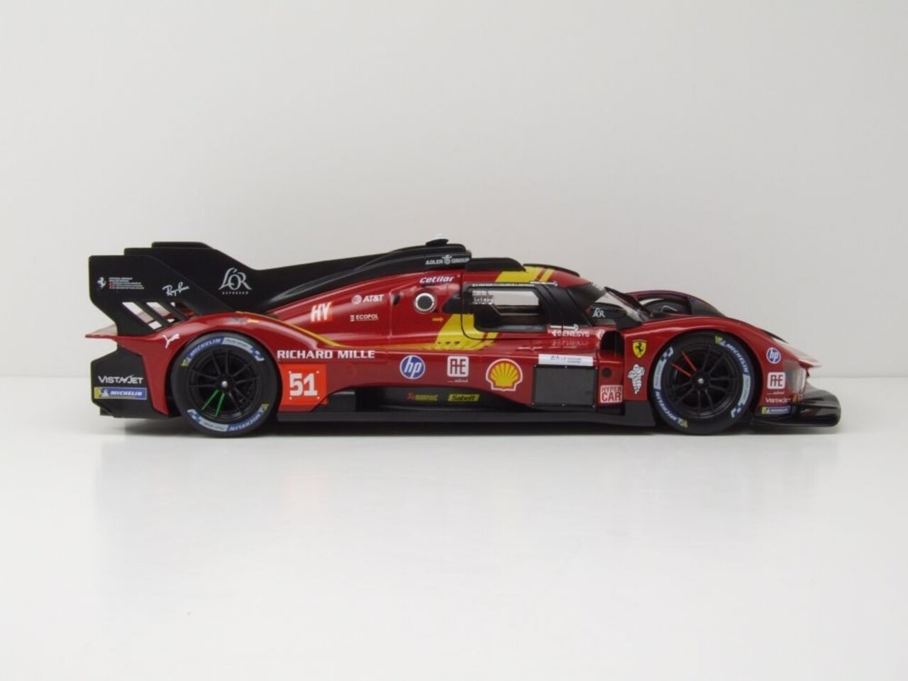 Ferrari Ferrari 499P 3.0L Turbo V6 #51 Team AF Corse 3rd 24H Le Mans 2025 - 1:18 - Bburago Ferrari Ferrari 499P 3.0L Turbo V6 #51 Team AF Corse 3rd 24H Le Mans 2025 - 1:18 - Bburago