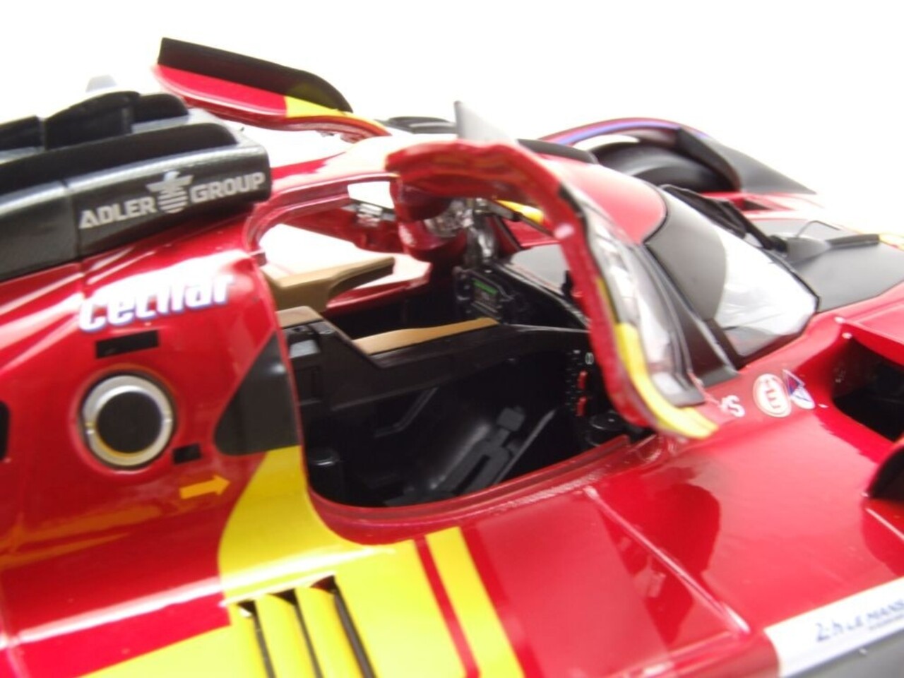 Ferrari Ferrari 499P 3.0L Turbo V6 #51 Team AF Corse 3rd 24H Le Mans 2025 - 1:18 - Bburago Ferrari Ferrari 499P 3.0L Turbo V6 #51 Team AF Corse 3rd 24H Le Mans 2025 - 1:18 - Bburago