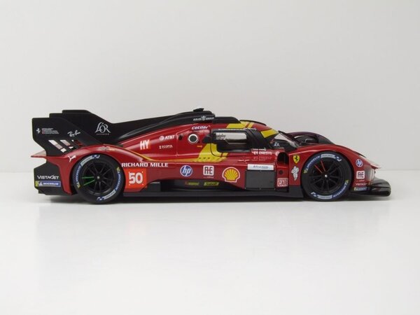Ferrari Ferrari 499P 3.0L Turbo V6 #50 24H Le Mans 2025 - 1:18 - Bburago Ferrari Ferrari 499P 3.0L Turbo V6 #50 24H Le Mans 2025 - 1:18 - Bburago