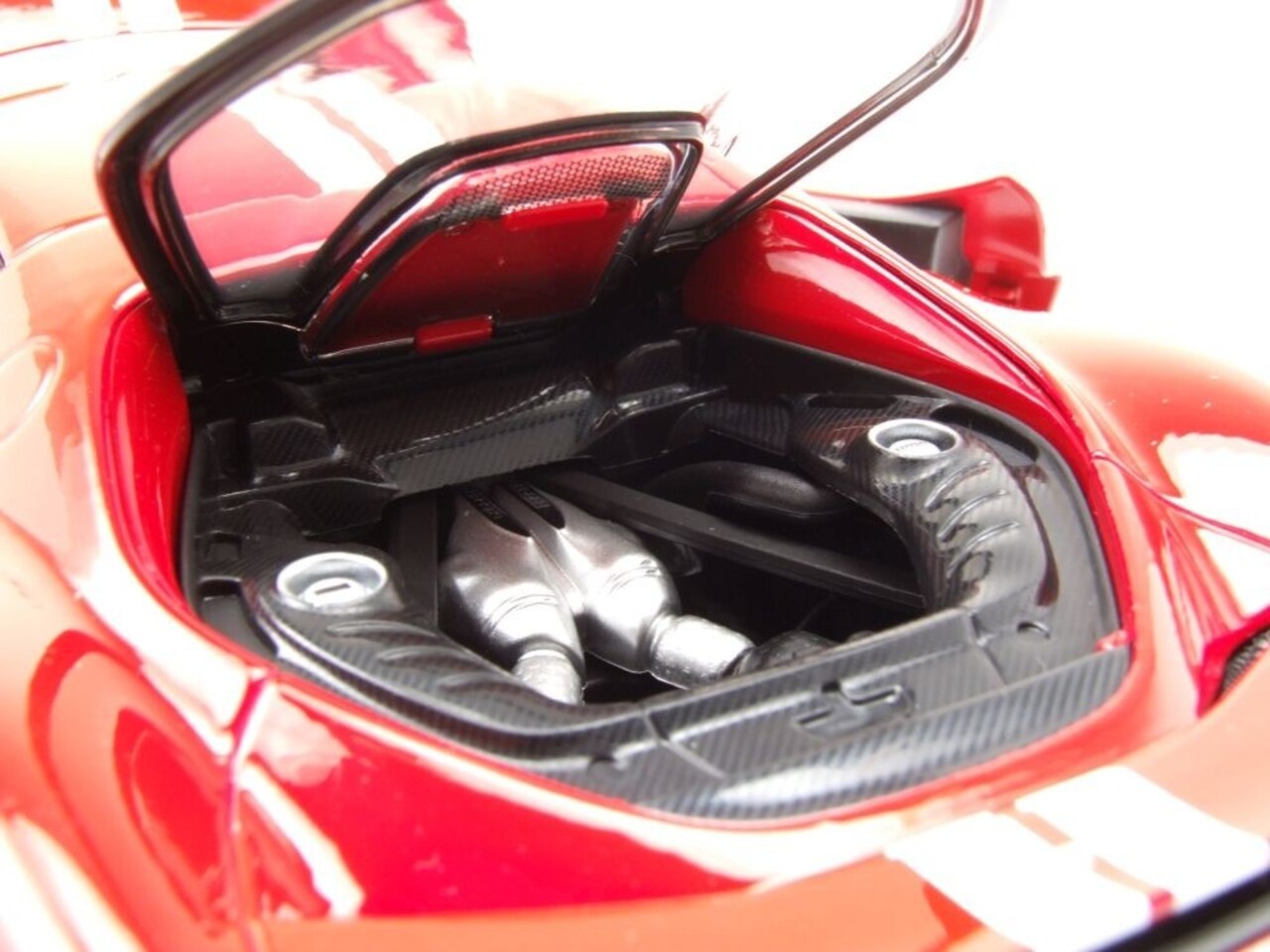 Ferrari Ferrari 296 GTB 2022 - 1:18 - Bburago Ferrari Ferrari 296 GTB 2022 - 1:18 - Bburago