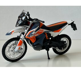 KTM KTM 790 Adventure R Rally - 1:18 - Bburago KTM KTM 790 Adventure R Rally - 1:18 - Bburago