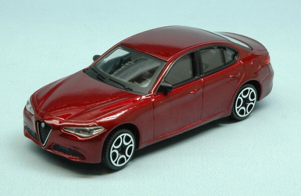 Alfa Romeo Alfa Romeo Giulia 2016 - 1:43 - Bburago Alfa Romeo Alfa Romeo Giulia 2016 - 1:43 - Bburago