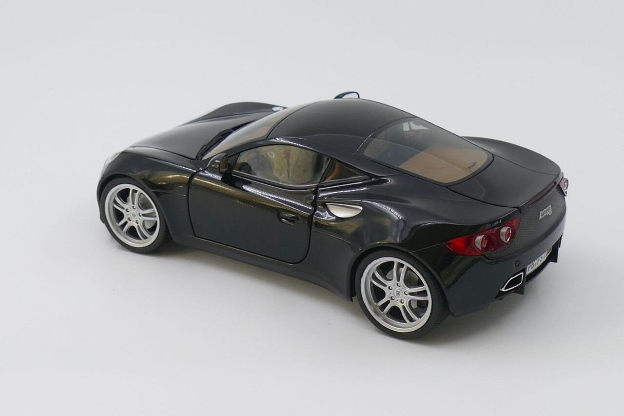 Artega Artega GT - 1:18 - Revell Artega Artega GT - 1:18 - Revell