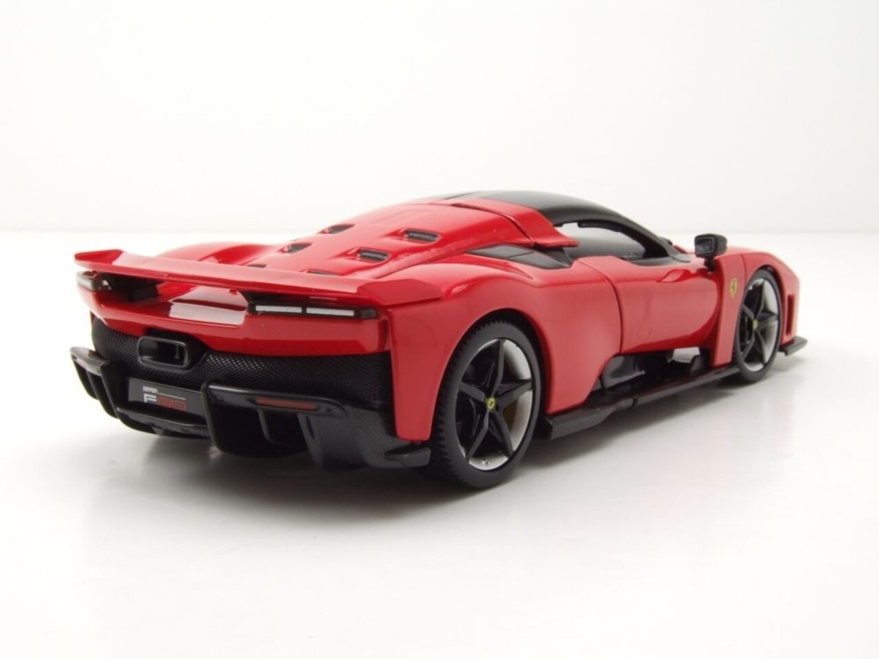 Ferrari Ferrari F80 2024 - 1:24 - Bburago