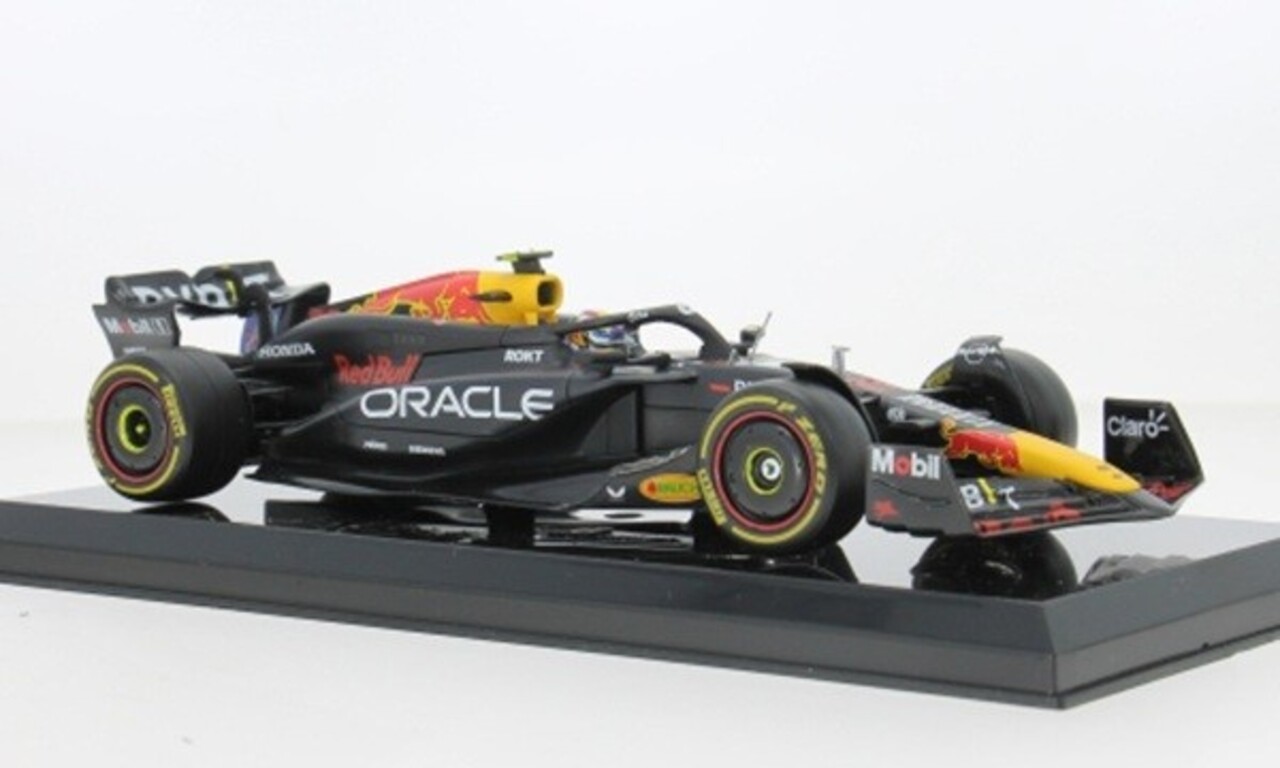 Formule 1 Red Bull F1 RB20 #11 Team Oracle Red Bull Racing Season 2024 (S.Perez) + Pilot + Showcase- 124 - Bburago
