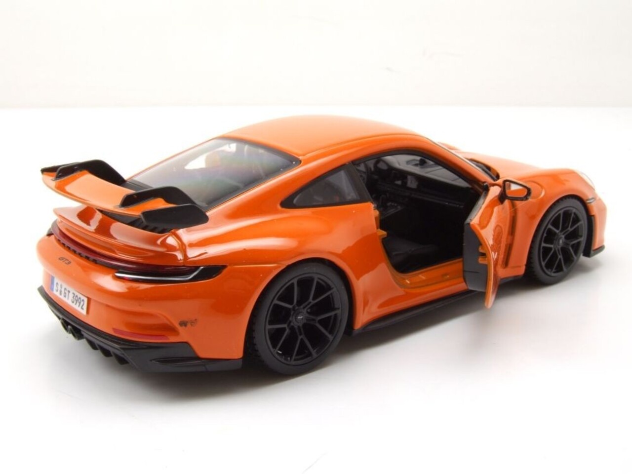 Porsche Porsche 911/992 GT3 Coupe 2021 - 1:24 - Bburago