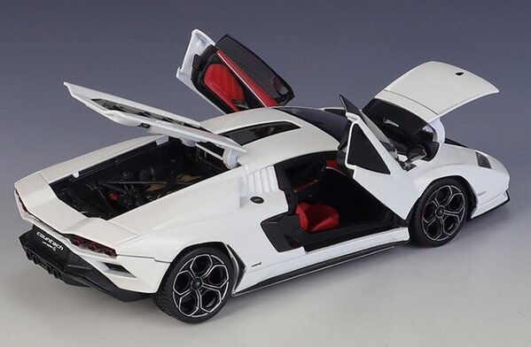 Lamborghini Lamborghini Countach LP1 800-4 - 1:24 - Bburago