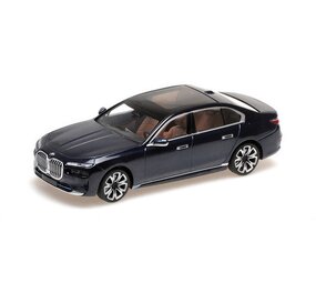BMW BMW i7 2023 - 1:43 - Minichamps BMW BMW i7 2023 - 1:43 - Minichamps