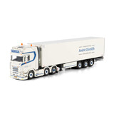 Scania Scania S Highline CS20H 6x2 Twin Steer + Reefer Semitrailer 3 Axle 'André Oostdijk' - 1:50 - WSI Models Scania Scania S Highline CS20H 6x2 Twin Steer + Reefer Semitrailer 3 Axle 'André Oostdijk' - 1:50 - WSI Models