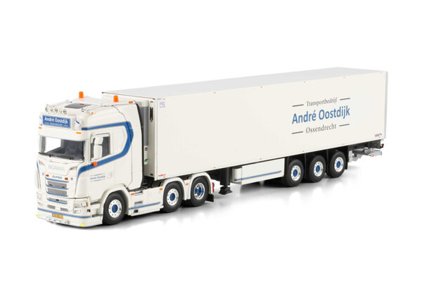 Scania Scania S Highline CS20H 6x2 Twin Steer + Reefer Semitrailer 3 Axle 'André Oostdijk' - 1:50 - WSI Models Scania Scania S Highline CS20H 6x2 Twin Steer + Reefer Semitrailer 3 Axle 'André Oostdijk' - 1:50 - WSI Models