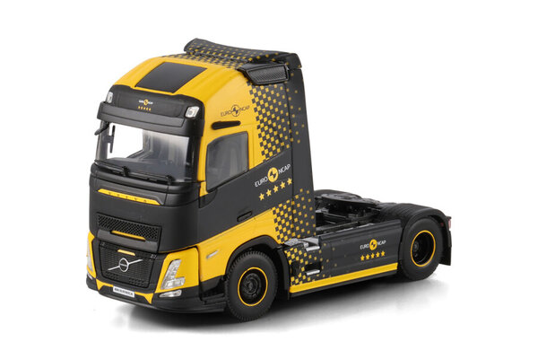 Volvo Volvo FH Aero Globetrotter XL 4x2 (Swedish Version) - 1:50 - WSI Models