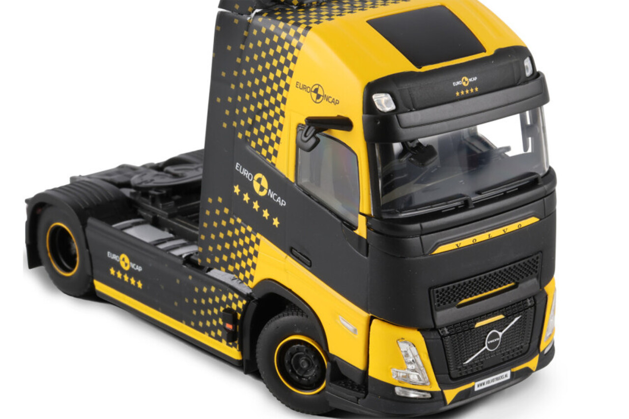 Volvo Volvo FH Aero Globetrotter XL 4x2 (Swedish Version) - 1:50 - WSI Models