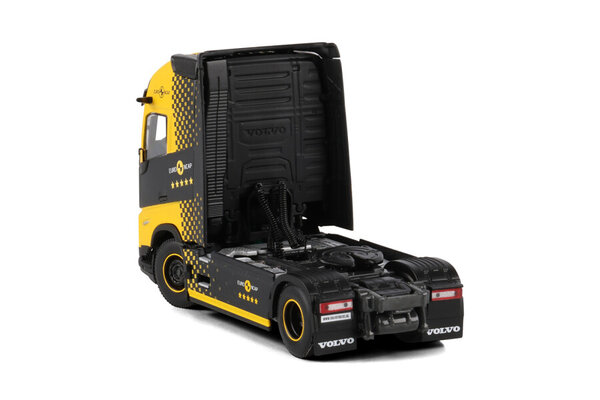 Volvo Volvo FH Aero Globetrotter XL 4x2 (Swedish Version) - 1:50 - WSI Models