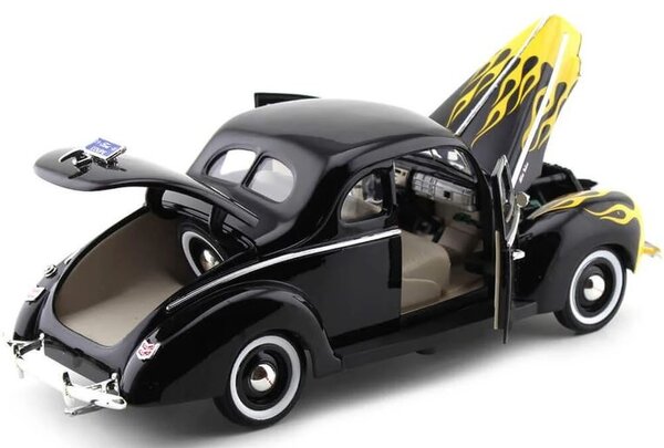 Ford Ford Deluxe 1940 - 1:18 - Motor Max Ford Ford Deluxe 1940 - 1:18 - Motor Max