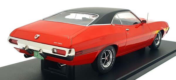 Ford Ford Gran Torino Sport 1972 - 1:18 - IXO Models Ford Ford Gran Torino Sport 1972 - 1:18 - IXO Models
