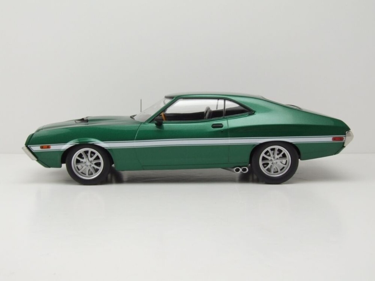 Ford Ford Gran Torino Sport 1972 - 1:18 - IXO Models Ford Ford Gran Torino Sport 1972 - 1:18 - IXO Models