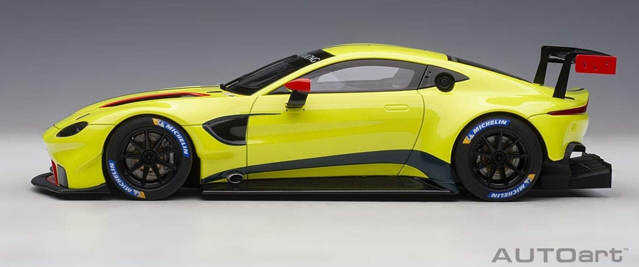 Aston Martin Aston Martin Vantage GTE Le Mans Pro Presentation Car 2018 - 1:18 - AUTOart