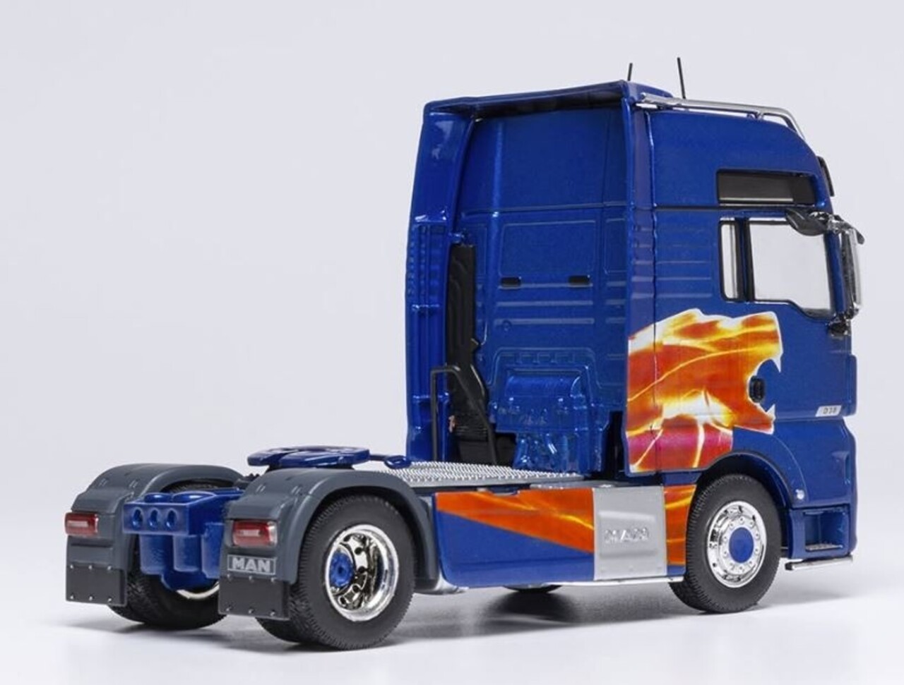 MAN MAN TGX XXL Tractor 4x2 2020 - 1:43 - IXO Models MAN MAN TGX XXL Tractor 4x2 2020 - 1:43 - IXO Models